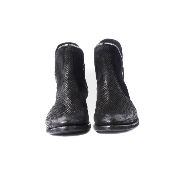 Pantanetti Modern Western Inspired Ankle Boot - Picture 2 of 5